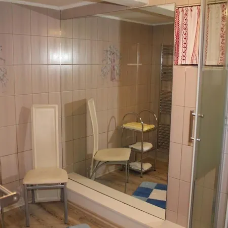 Grosses Ferienhaus In Mit Grill