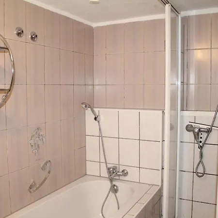 Grosses Ferienhaus In Mit Grill
