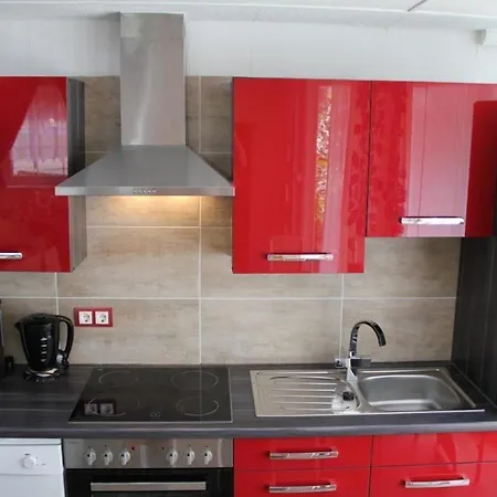 Prázdninový dům Grosses Ferienhaus In Mit Grill Daun